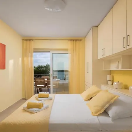 Lara Holiday home
